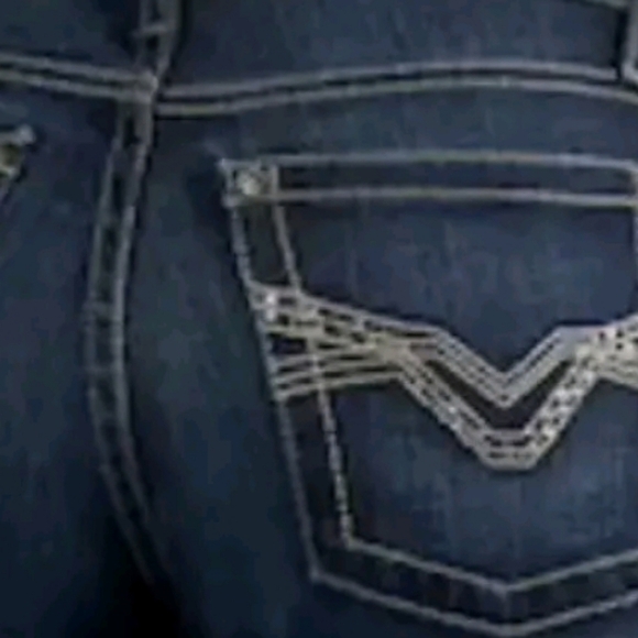 NEW! HARLEY DAVIDSON Embellished Pocket Mid-Rise Bootcut Jeans 6R. - Picture 3 of 9